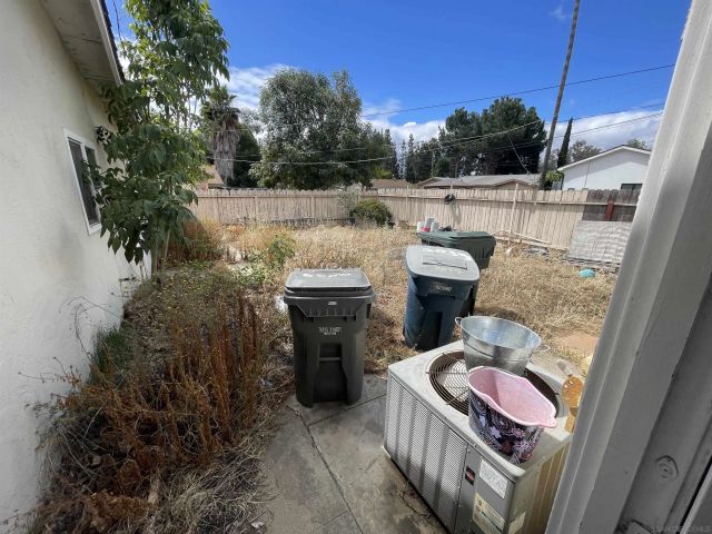 2039 E Washington, Escondido, CA 92027