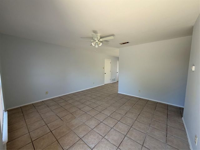 2002 Covered Wagon PASS, Austin, TX 78744