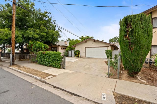 2730 N Wishon Avenue, Fresno, CA 93704