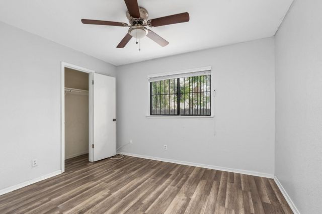 2730 N Wishon Avenue, Fresno, CA 93704