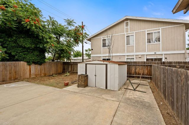 2730 N Wishon Avenue, Fresno, CA 93704