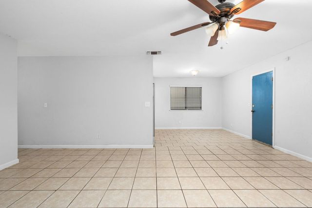 2730 N Wishon Avenue, Fresno, CA 93704