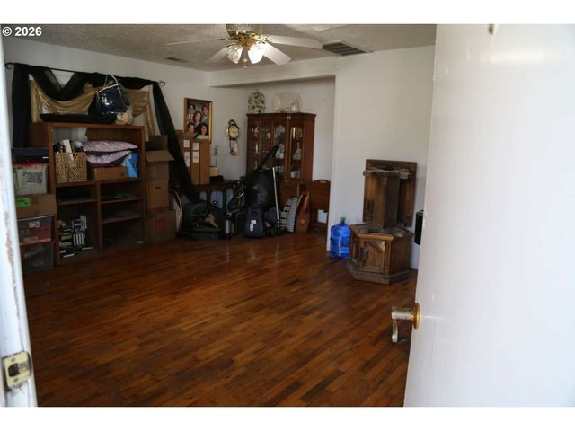 3409 Se 174TH Ave, Portland, OR 97236