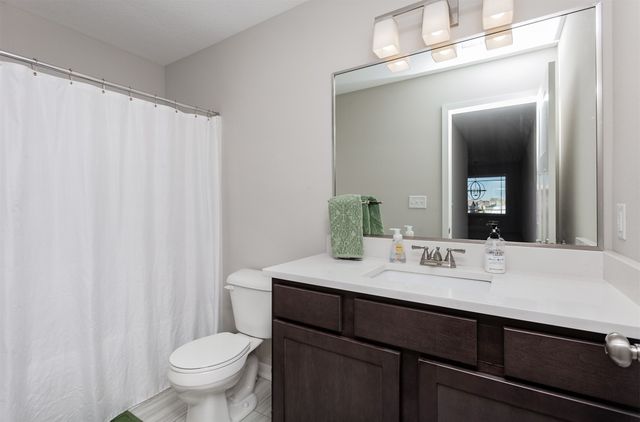 3105 NW 27th Circle, Ankeny, IA 50023