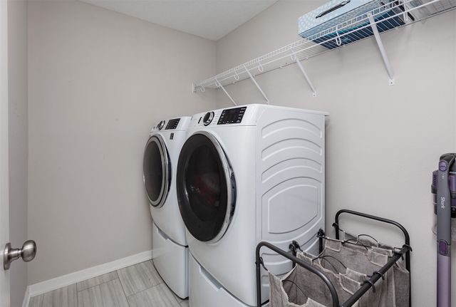 3105 NW 27th Circle, Ankeny, IA 50023