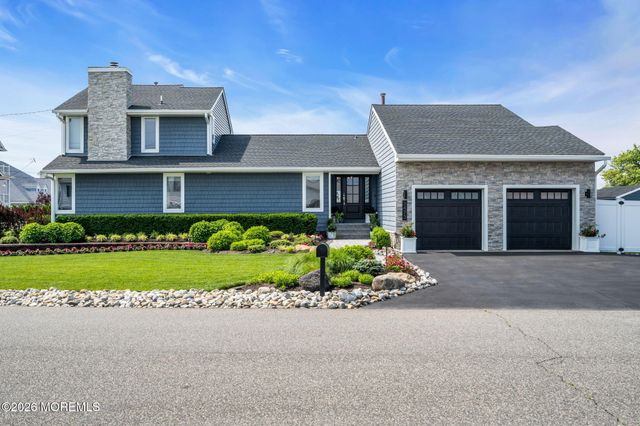 3473 Bergen Avenue, Toms River, NJ 08753