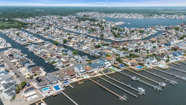 3473 Bergen Avenue, Toms River, NJ 08753
