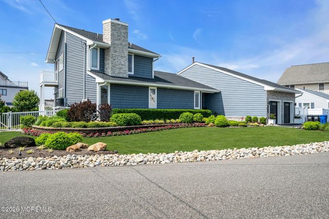 3473 Bergen Avenue, Toms River, NJ 08753