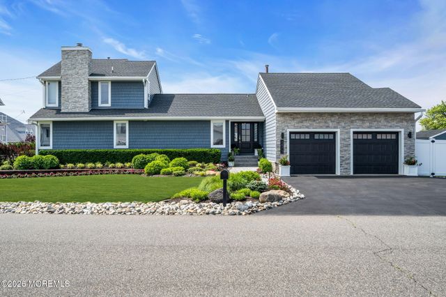 3473 Bergen Avenue, Toms River, NJ 08753