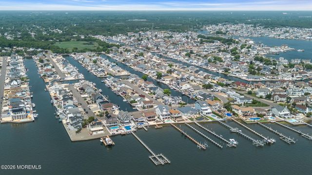 3473 Bergen Avenue, Toms River, NJ 08753