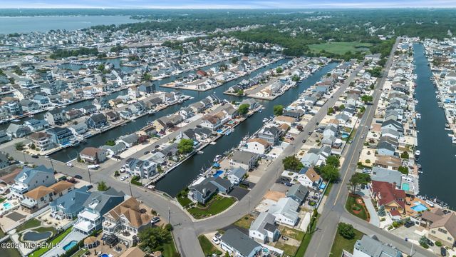 3473 Bergen Avenue, Toms River, NJ 08753