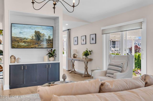 3473 Bergen Avenue, Toms River, NJ 08753