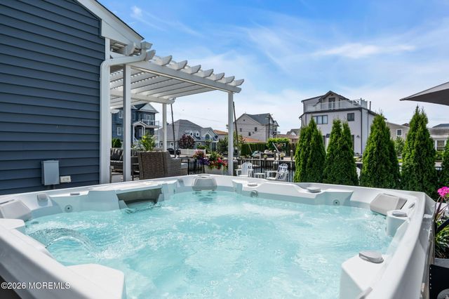3473 Bergen Avenue, Toms River, NJ 08753