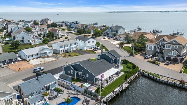 3473 Bergen Avenue, Toms River, NJ 08753
