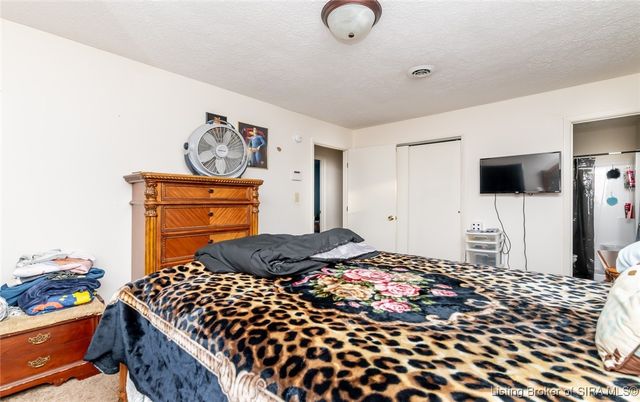 521 S Cardinal Lane, Scottsburg, IN 47170