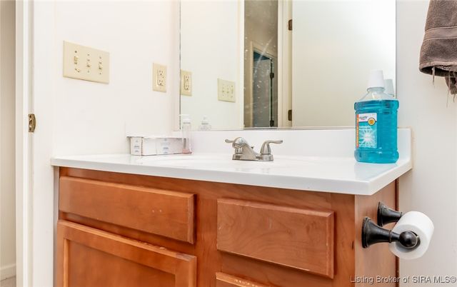 521 S Cardinal Lane, Scottsburg, IN 47170