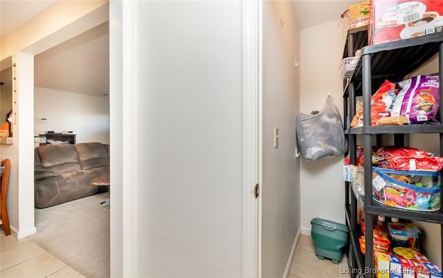 521 S Cardinal Lane, Scottsburg, IN 47170