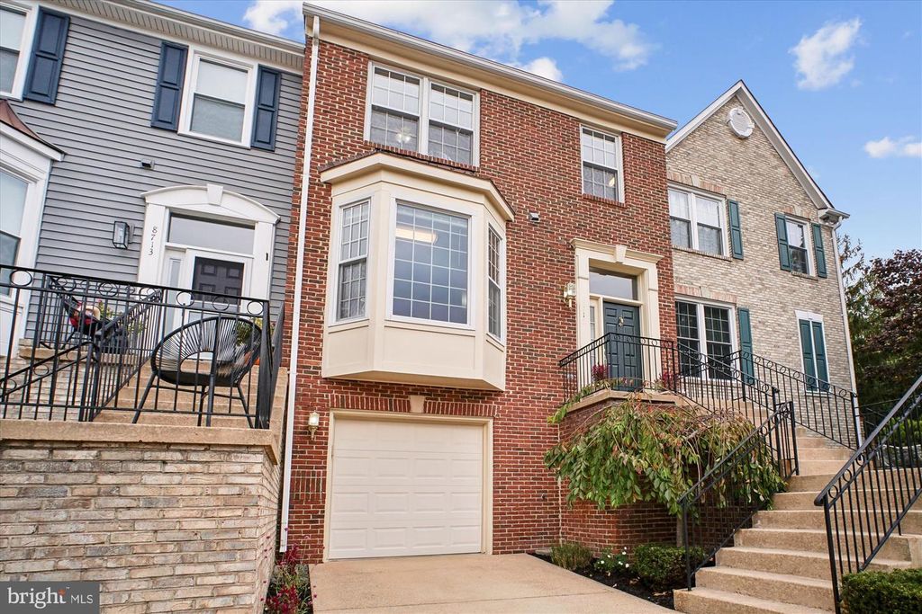 8715 WADEBROOK TER, Springfield, VA 22153