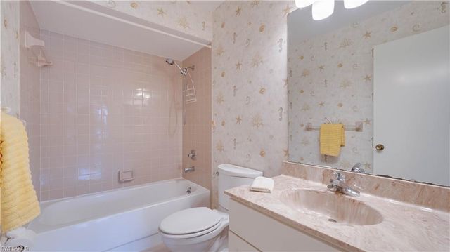 1220 SE 6th TER 57, Cape Coral, FL 33990