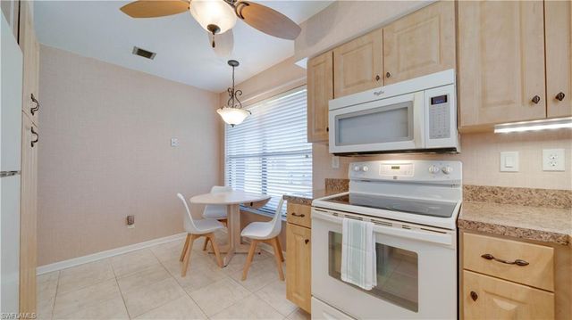 1220 SE 6th TER 57, Cape Coral, FL 33990