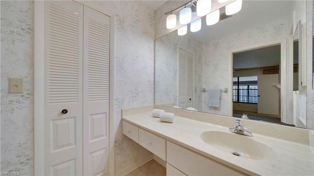 1220 SE 6th TER 57, Cape Coral, FL 33990