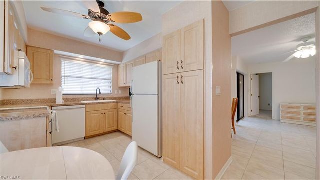 1220 SE 6th TER 57, Cape Coral, FL 33990