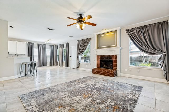 110 Falcon Creek Drive, Mckinney, TX 75072