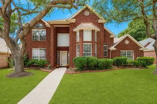 110 Falcon Creek Drive, Mckinney, TX 75072