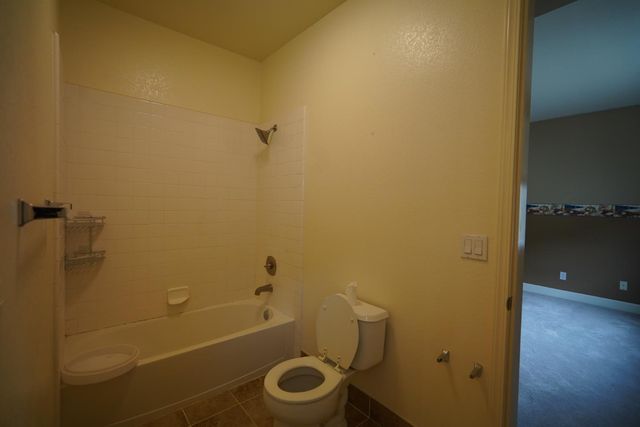 2780 Rogue River Cir, West Sacramento, CA 95691