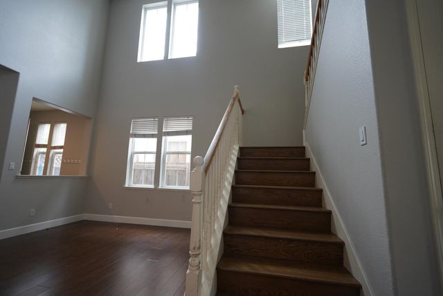 2780 Rogue River Cir, West Sacramento, CA 95691