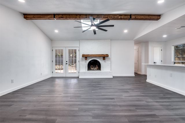 1241 Springbrook Drive, Desoto, TX 75115