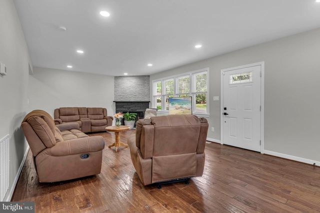 4804 HENDERSON RD, Temple Hills, MD 20748