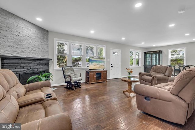 4804 HENDERSON RD, Temple Hills, MD 20748