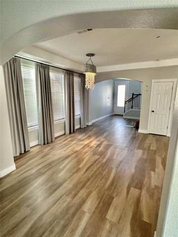 12705 Cayman LN, Austin, TX 78750