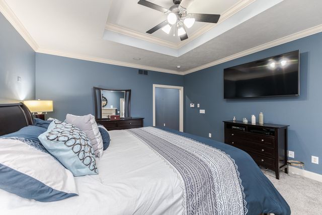 6 Stonebrook Court, Bloomington, IL 61704