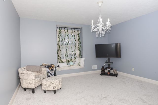 6 Stonebrook Court, Bloomington, IL 61704