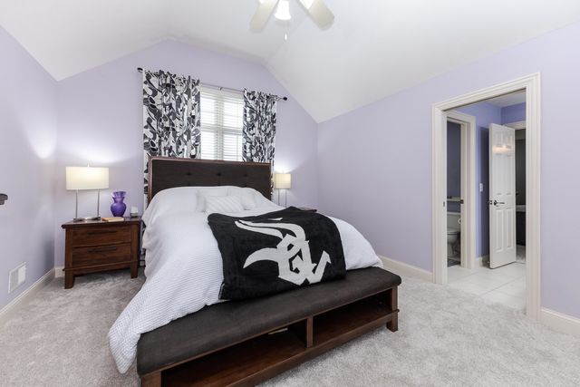 6 Stonebrook Court, Bloomington, IL 61704