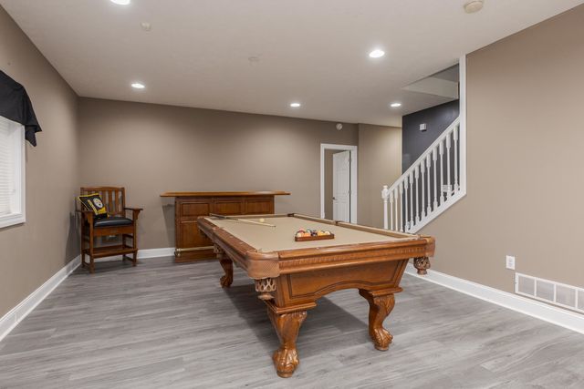 6 Stonebrook Court, Bloomington, IL 61704