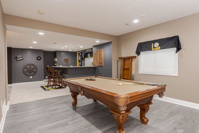 6 Stonebrook Court, Bloomington, IL 61704