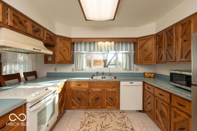 9312 E Raymond Street, Indianapolis, IN 46239