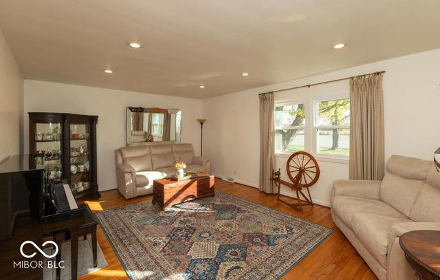 9312 E Raymond Street, Indianapolis, IN 46239