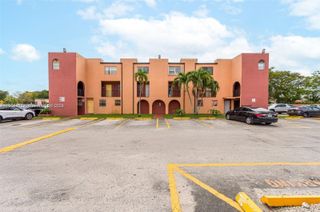 6600 W 2nd Ct 24, Hialeah, FL 33012