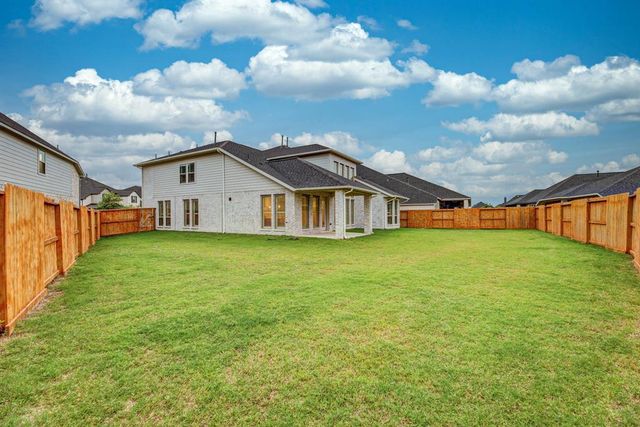 4827 Highland Stream Court, Fulshear, TX 77441