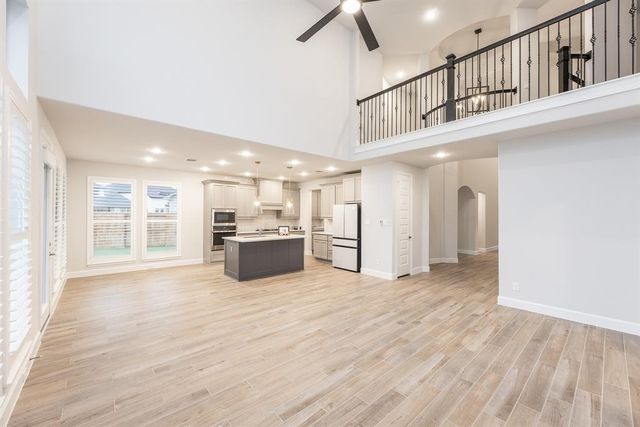 4827 Highland Stream Court, Fulshear, TX 77441
