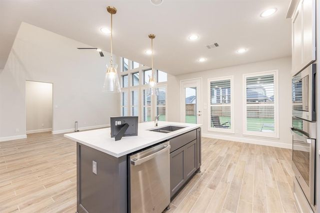4827 Highland Stream Court, Fulshear, TX 77441