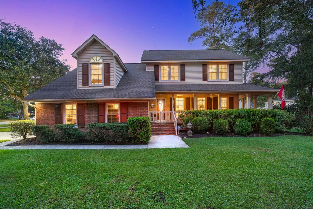 1120 Trotters Boulevard, Summerville, SC 29483