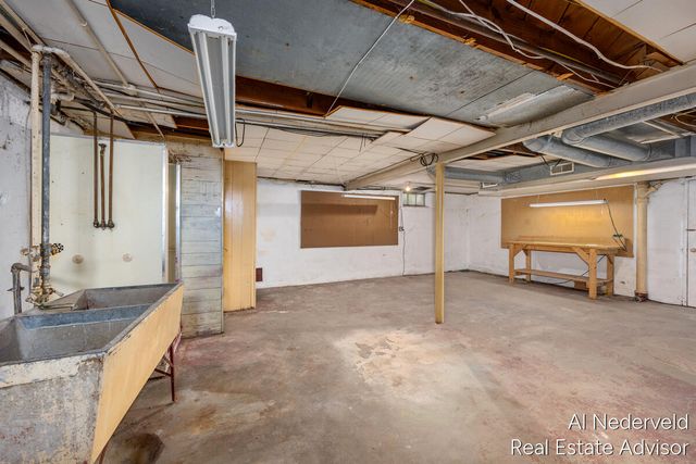 2457 Godwin Avenue, Grand Rapids, MI 49507