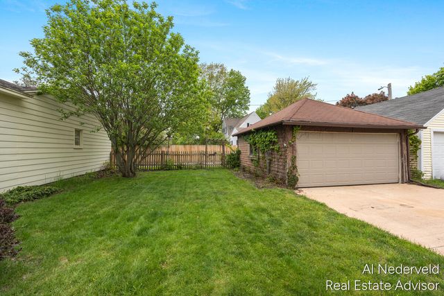 2457 Godwin Avenue, Grand Rapids, MI 49507