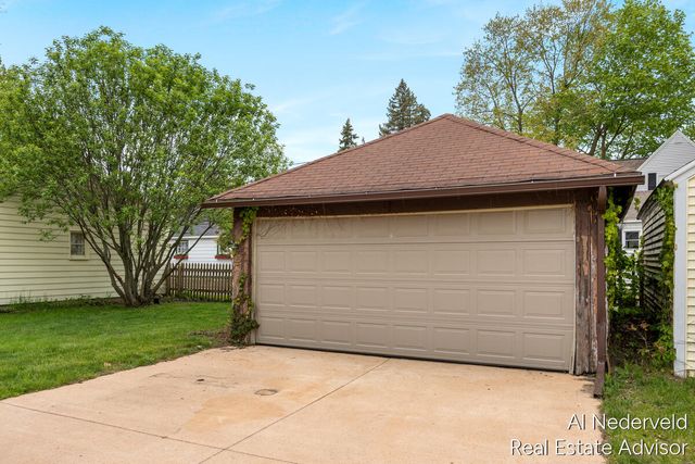 2457 Godwin Avenue, Grand Rapids, MI 49507