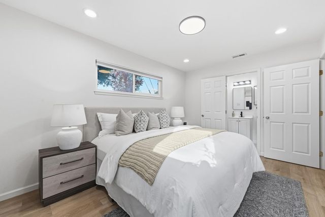 716 Kiely Boulevard, Santa Clara, CA 95051